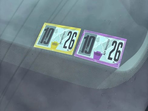 Used 2018 Chrysler Pacifica Touring Plus w/ Tire & Wheel Group image 15