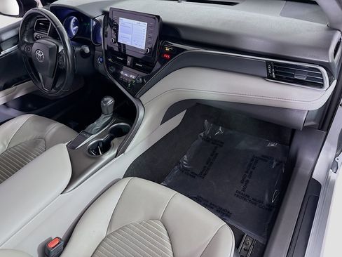 Used 2023 Toyota Camry SE w/ Convenience Package image 30