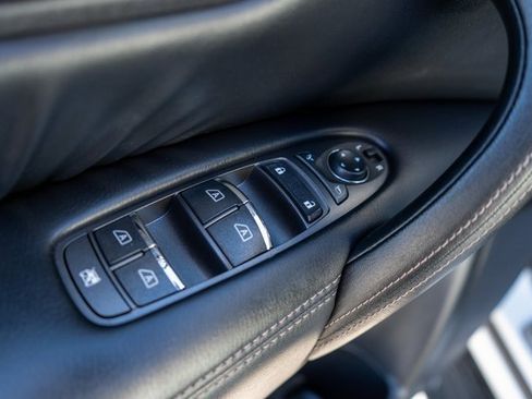 Used 2022 Nissan Armada Platinum w/ Captain's Chairs Package image 22