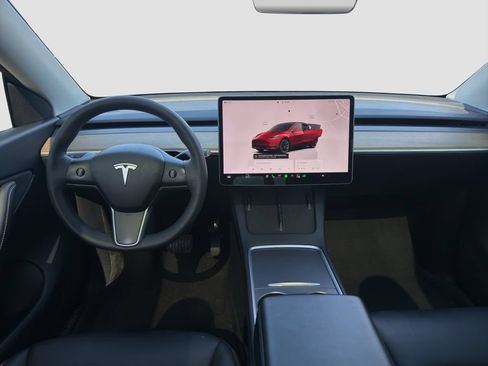 Used 2022 Tesla Model Y Long Range AWD/4WD image 14