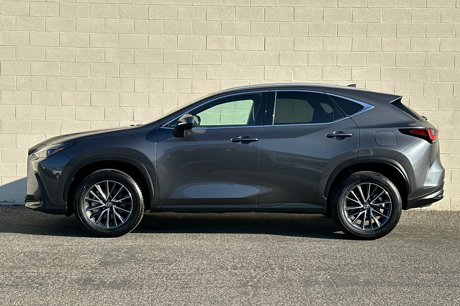 Used 2025 Lexus NX 250 FWD image 7