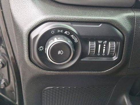 Used 2022 Jeep Wrangler Unlimited Sport AWD/4WD image 24