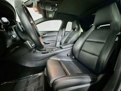 Used 2018 Mercedes-Benz CLA 250 image 12