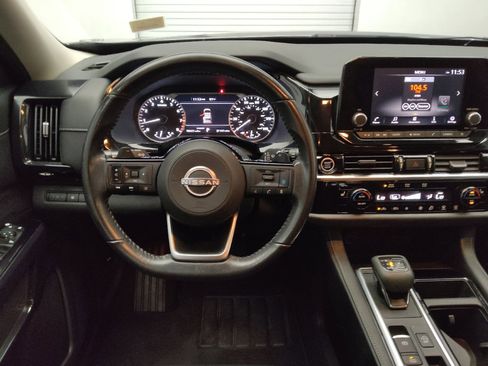 Used 2022 Nissan Pathfinder SV FWD image 22