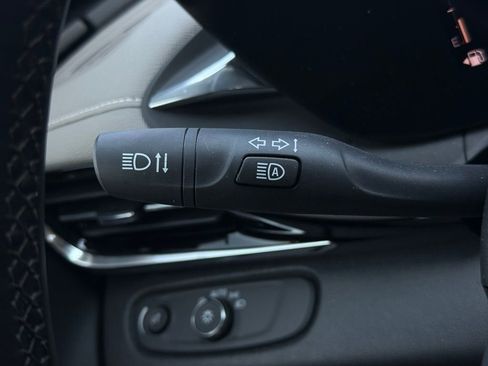 Used 2024 Buick Envista Avenir image 28