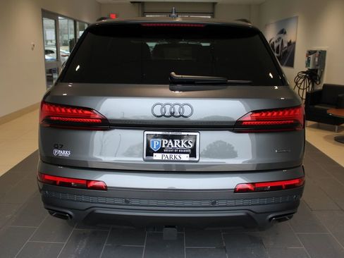 New 2026 Audi Q7 2.0T Premium image 25