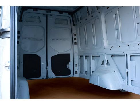 Used 2023 Mercedes-Benz Sprinter 2500 image 15