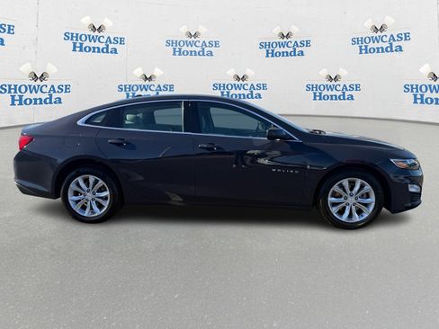 Used 2025 Chevrolet Malibu LT image 9