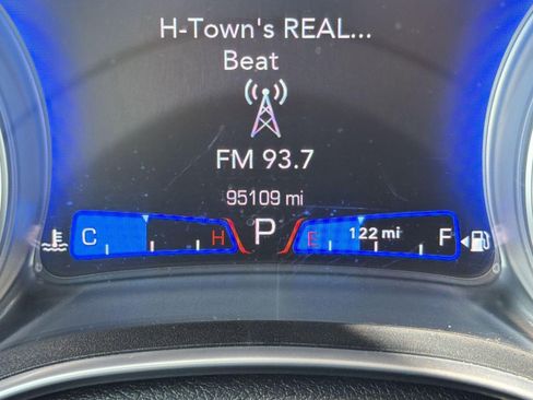 Used 2021 Chrysler 300 S image 18