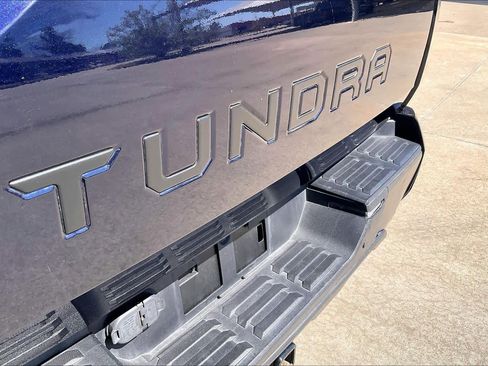 Used 2025 Toyota Tundra Limited image 10