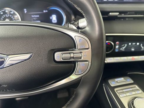 Used 2022 Genesis GV70 2.5T w/ Select Package image 16