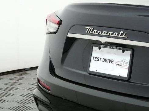 Used 2023 Maserati Ghibli Modena image 38