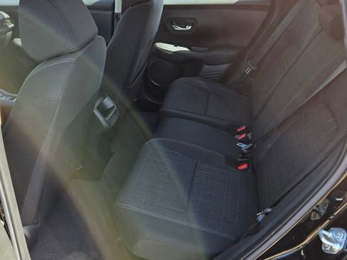 Used 2025 Honda HR-V LX image 11