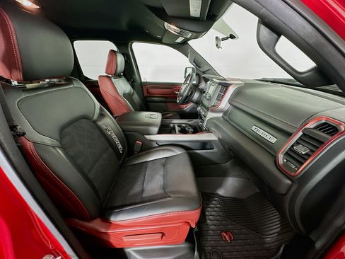 Used 2019 RAM 1500 Rebel image 28