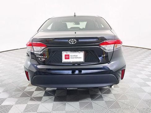 Certified 2025 Toyota Corolla LE image 32