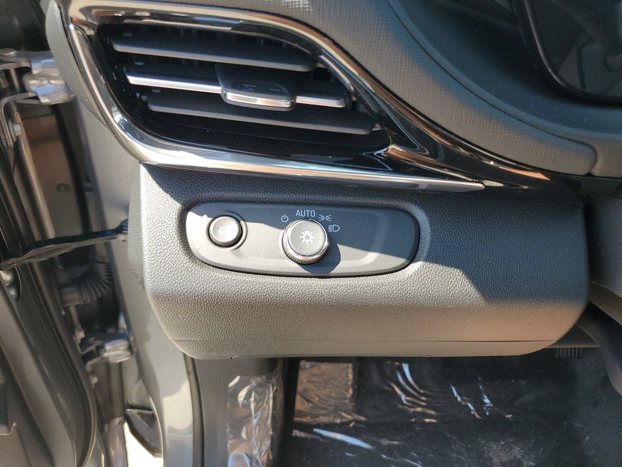 New 2026 Buick Envista Sport Touring w/ Convenience I Package FWD image 29