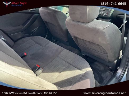 Used 2010 Nissan Altima 2.5 S image 9