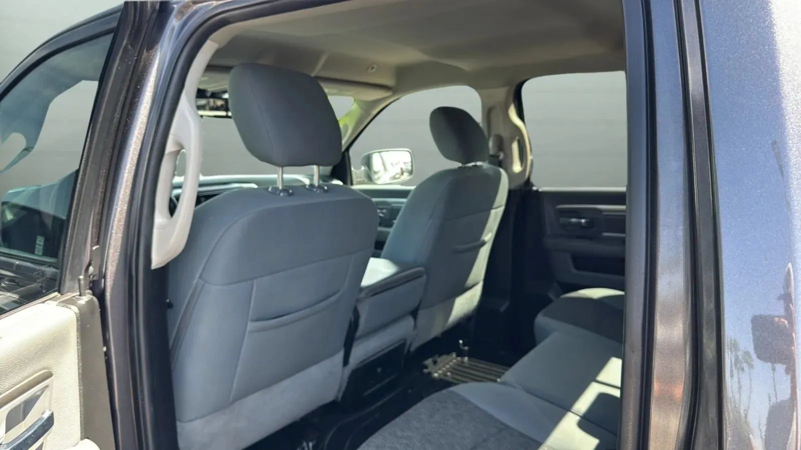 Used 2019 RAM 1500 Classic SLT w/ Luxury Group AWD/4WD image 42