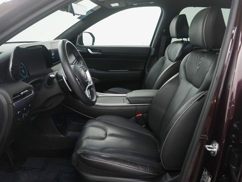 Used 2024 Hyundai Palisade Calligraphy image 18