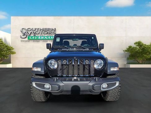 Used 2023 Jeep Gladiator Sport w/ Trailer Tow Package AWD/4WD image 8