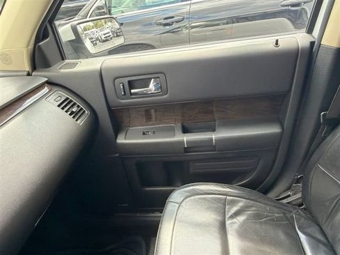 Used 2019 Ford Flex Limited FWD image 25
