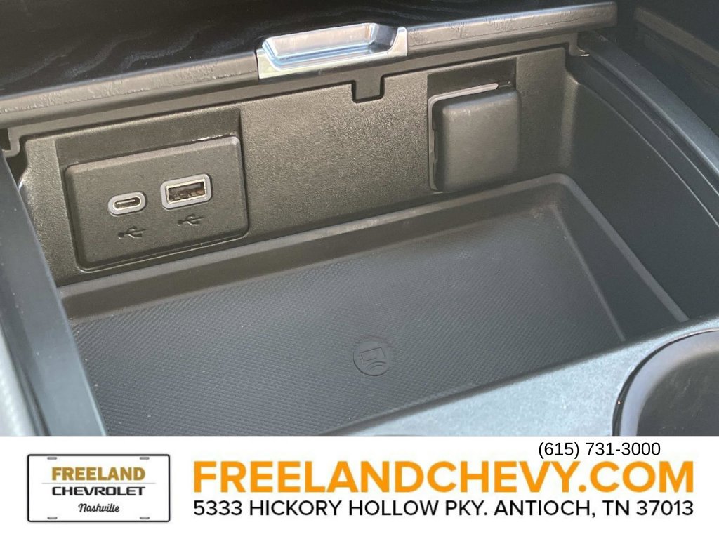 Used 2022 GMC Yukon XL Denali RWD image 38