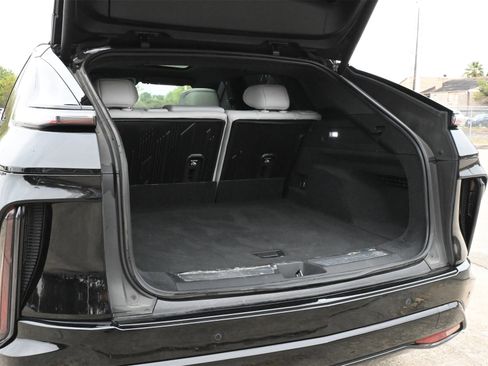 Certified 2024 Cadillac Lyriq Sport image 22