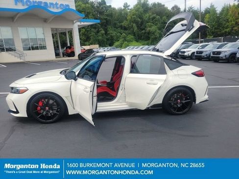 Used 2025 Honda Civic Type R image 9