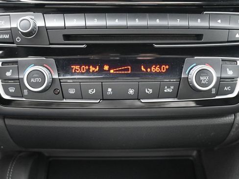 Used 2015 BMW M4 Convertible image 24