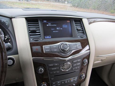 Used 2017 INFINITI QX80 2WD w/ Driver Assistance Package image 58