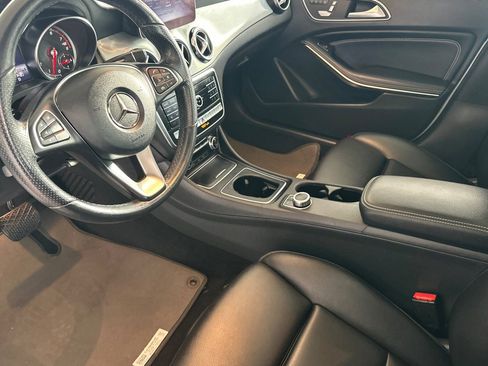 Used 2019 Mercedes-Benz GLA 250 4MATIC image 7