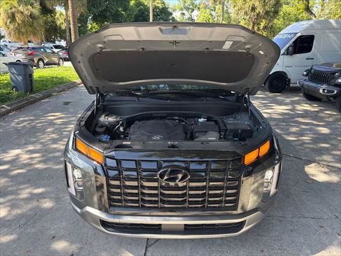 Used 2025 Hyundai Palisade SEL FWD image 29