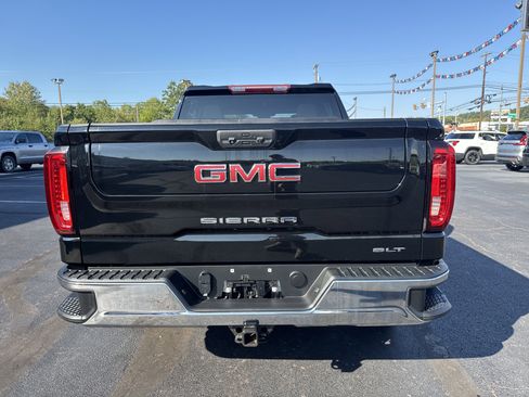 Used 2022 GMC Sierra 1500 SLT w/ SLT Premium Package image 4