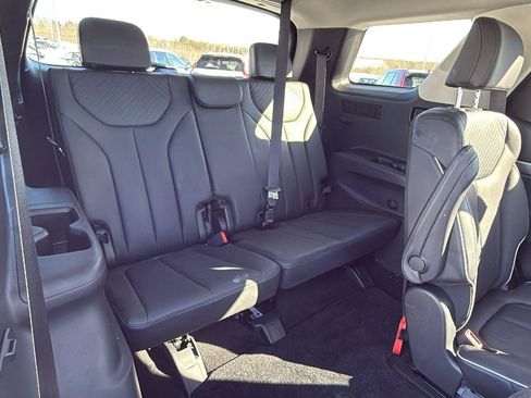 Used 2023 Hyundai Palisade SEL w/ Premium Package image 22