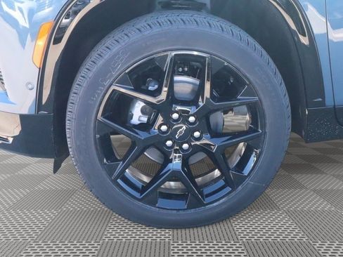 New 2026 Chevrolet Traverse RS w/ LPO, Floor Liner Package image 17