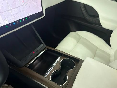Used 2022 Tesla Model X AWD/4WD image 35
