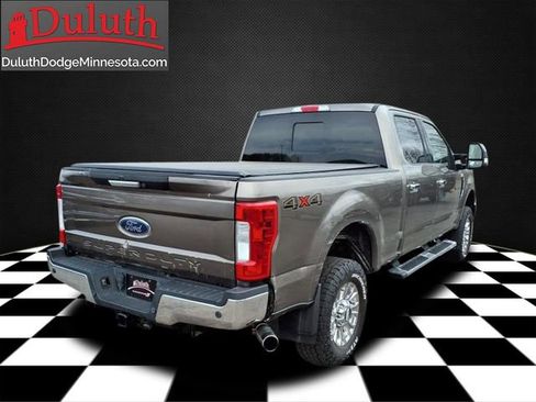 Used 2018 Ford F250 Lariat w/ Chrome Package image 3