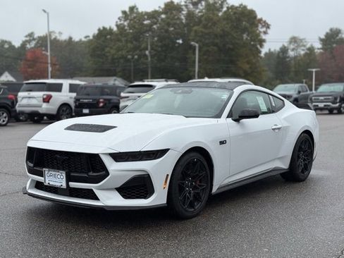 New 2025 Ford Mustang GT Premium w/ GT Performance Package image 9