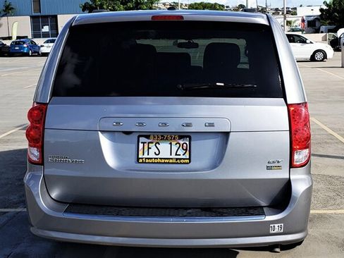 Used 2017 Dodge Grand Caravan GT FWD image 11