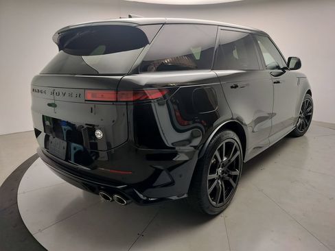 Used 2024 Land Rover Range Rover Sport AWD/4WD image 26