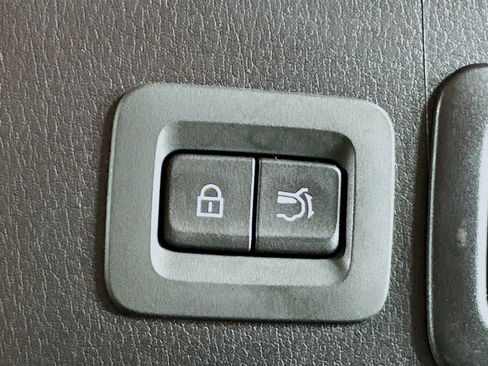 Used 2023 MAZDA CX-30 AWD 2.5 S w/ Premium Package image 30