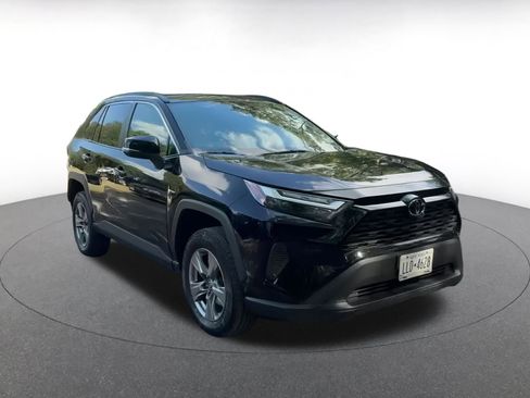 Used 2024 Toyota RAV4 XLE image 3