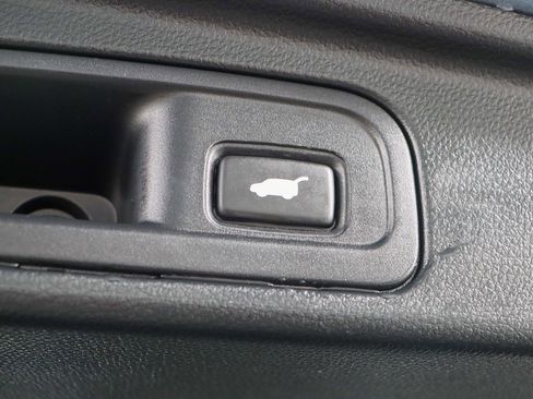 Used 2022 Honda Pilot TrailSport image 33