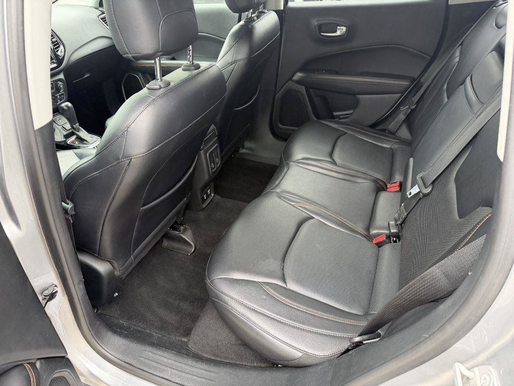 Used 2017 Jeep Compass Limited AWD/4WD image 12