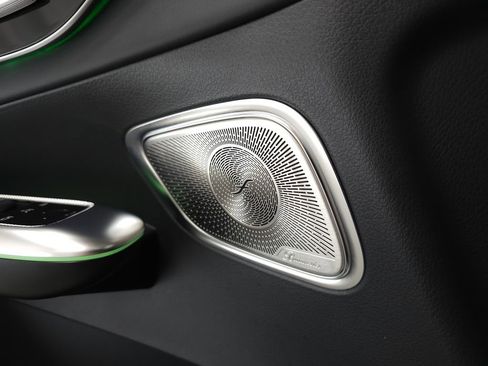 Used 2024 Mercedes-Benz GLC 43 AMG 4MATIC image 7