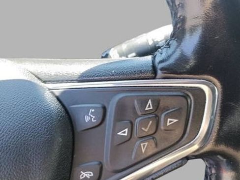 Used 2020 Chevrolet Equinox LT w/ Driver Convenience Package image 21