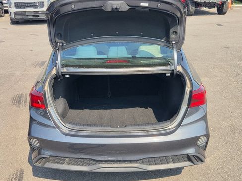 Used 2022 Kia Forte LXS FWD image 30