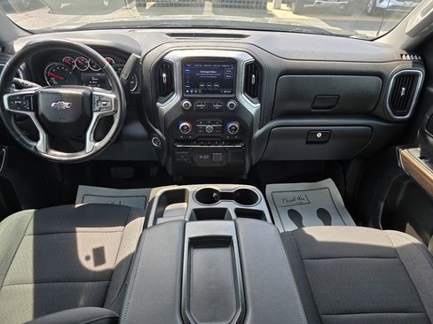 Used 2021 Chevrolet Silverado 1500 RST AWD/4WD image 3