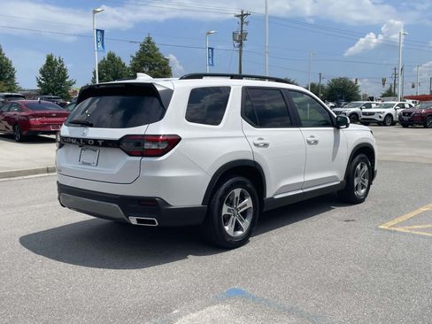 Used 2026 Honda Pilot EX-L image 6