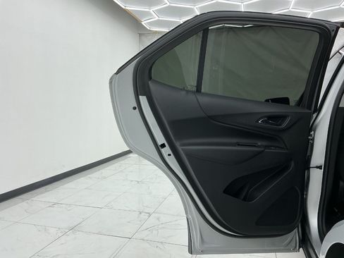 Used 2019 Chevrolet Equinox LT FWD image 24